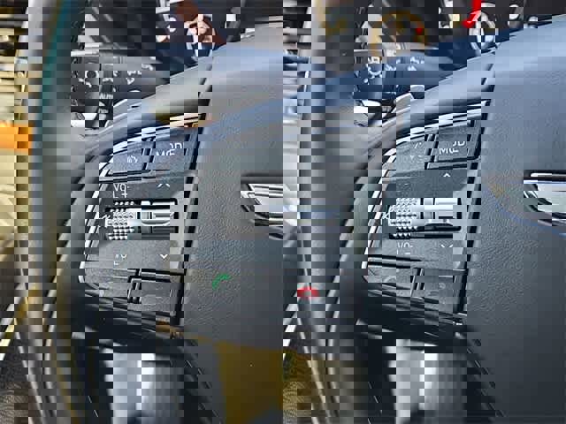 Used 2019 Genesis G90 3.3T Premium image 24