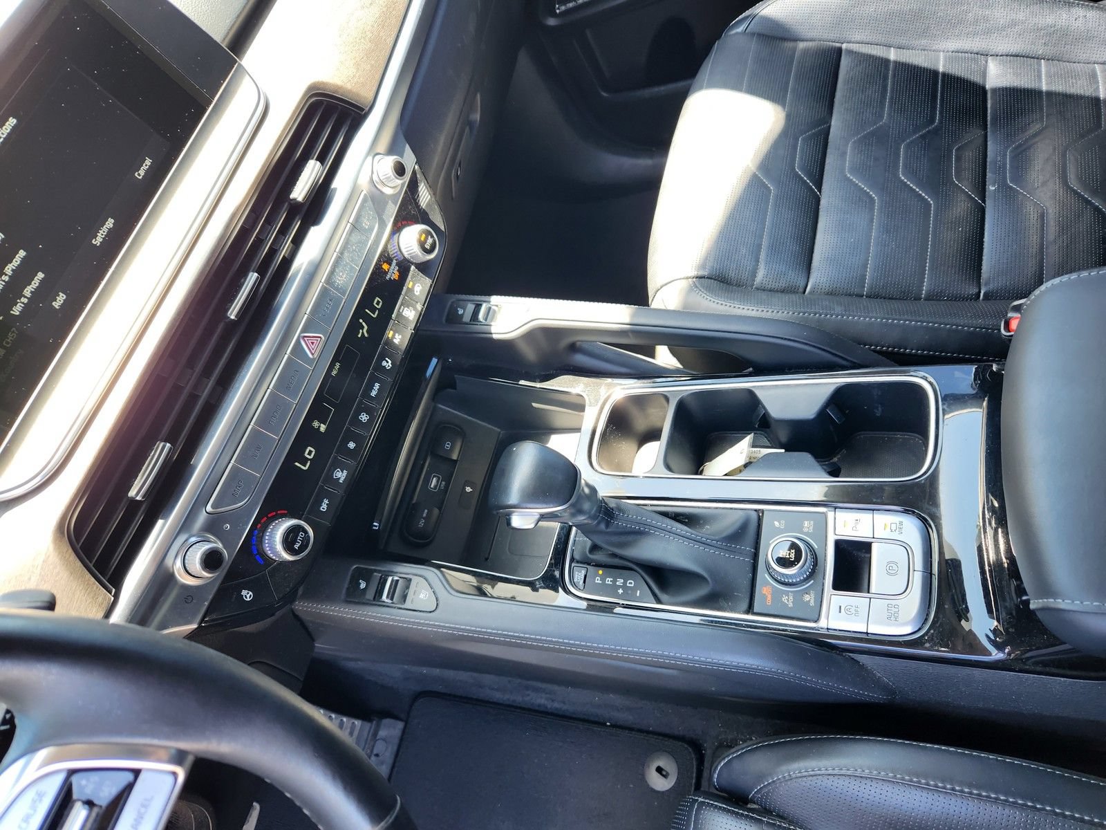 Used 2022 Kia Telluride SX w/ SX Prestige Package AWD/4WD image 19