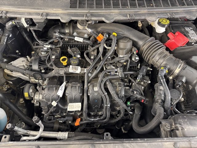 Used 2024 Ford Edge SEL image 17