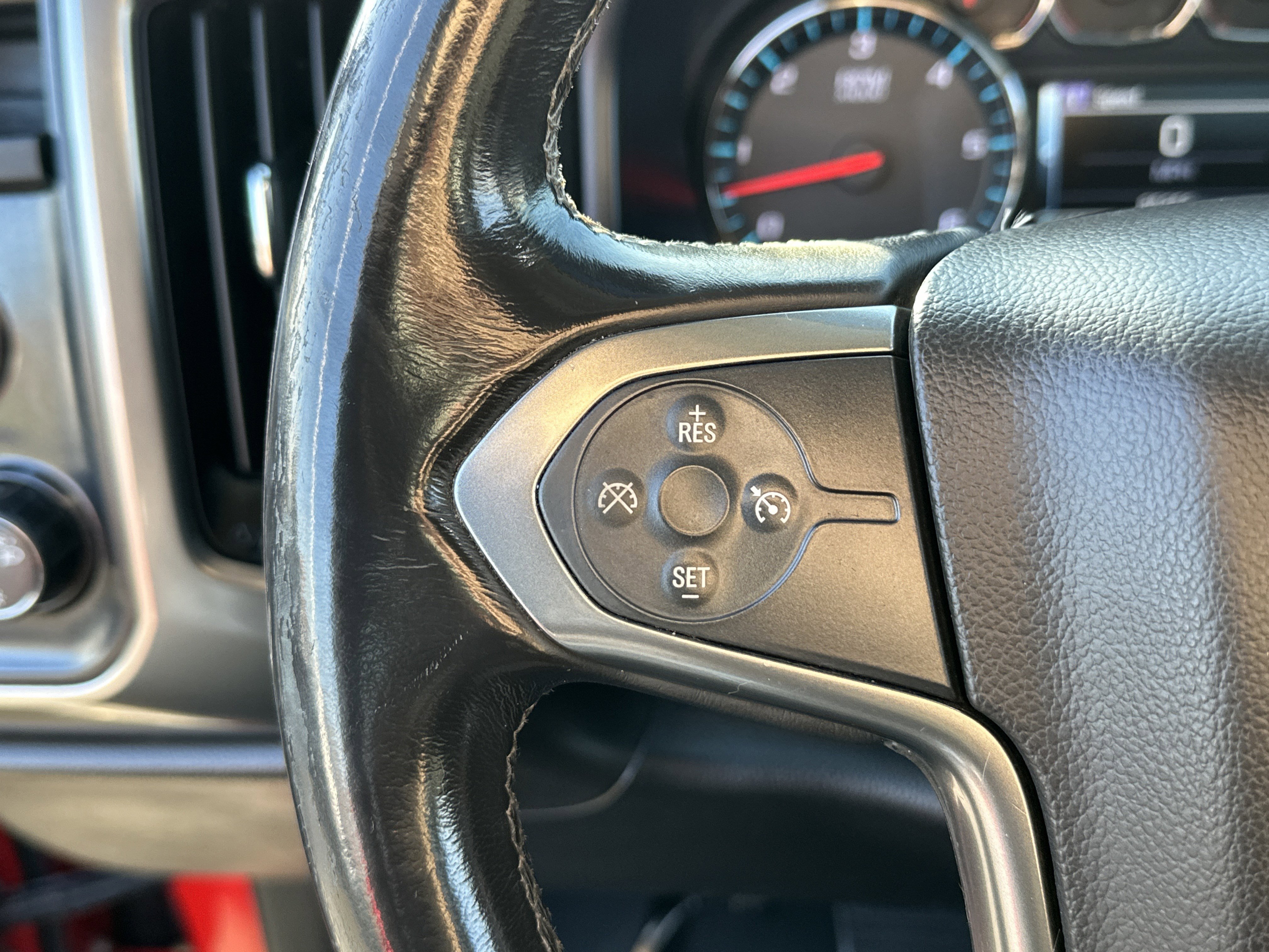 Used 2018 Chevrolet Silverado 2500 LT image 18