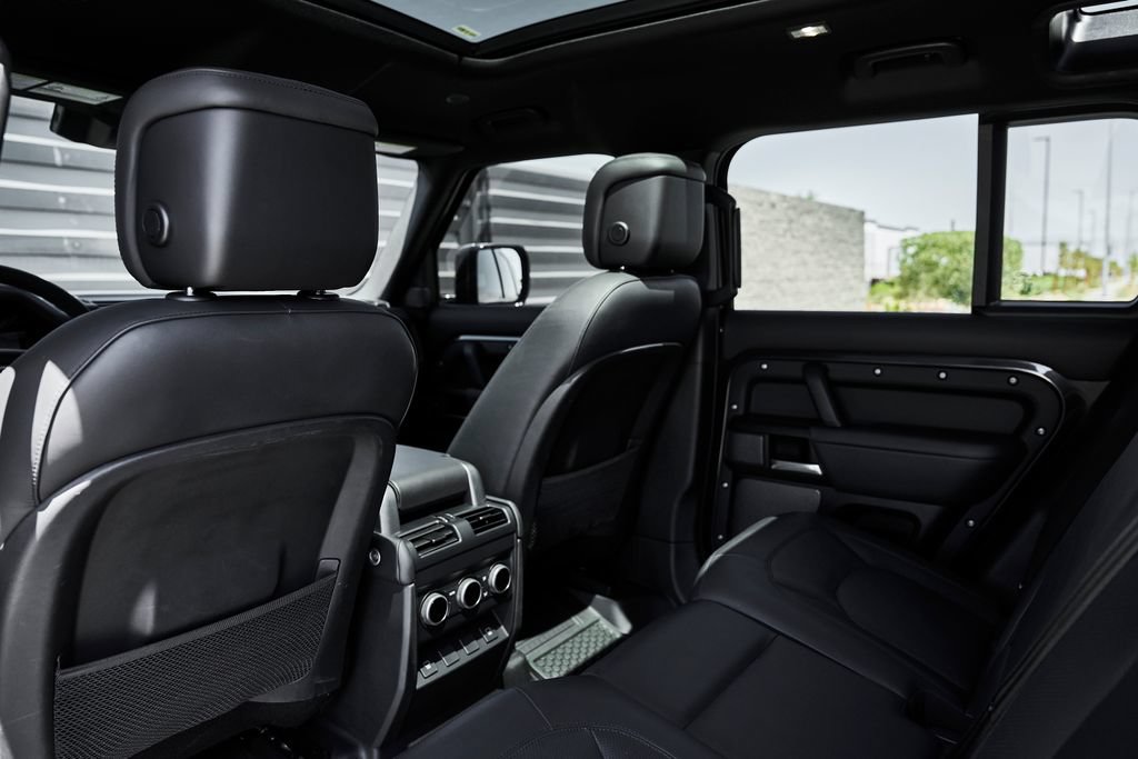 Used 2023 Land Rover Defender 110 Carpathian Edition AWD/4WD image 40
