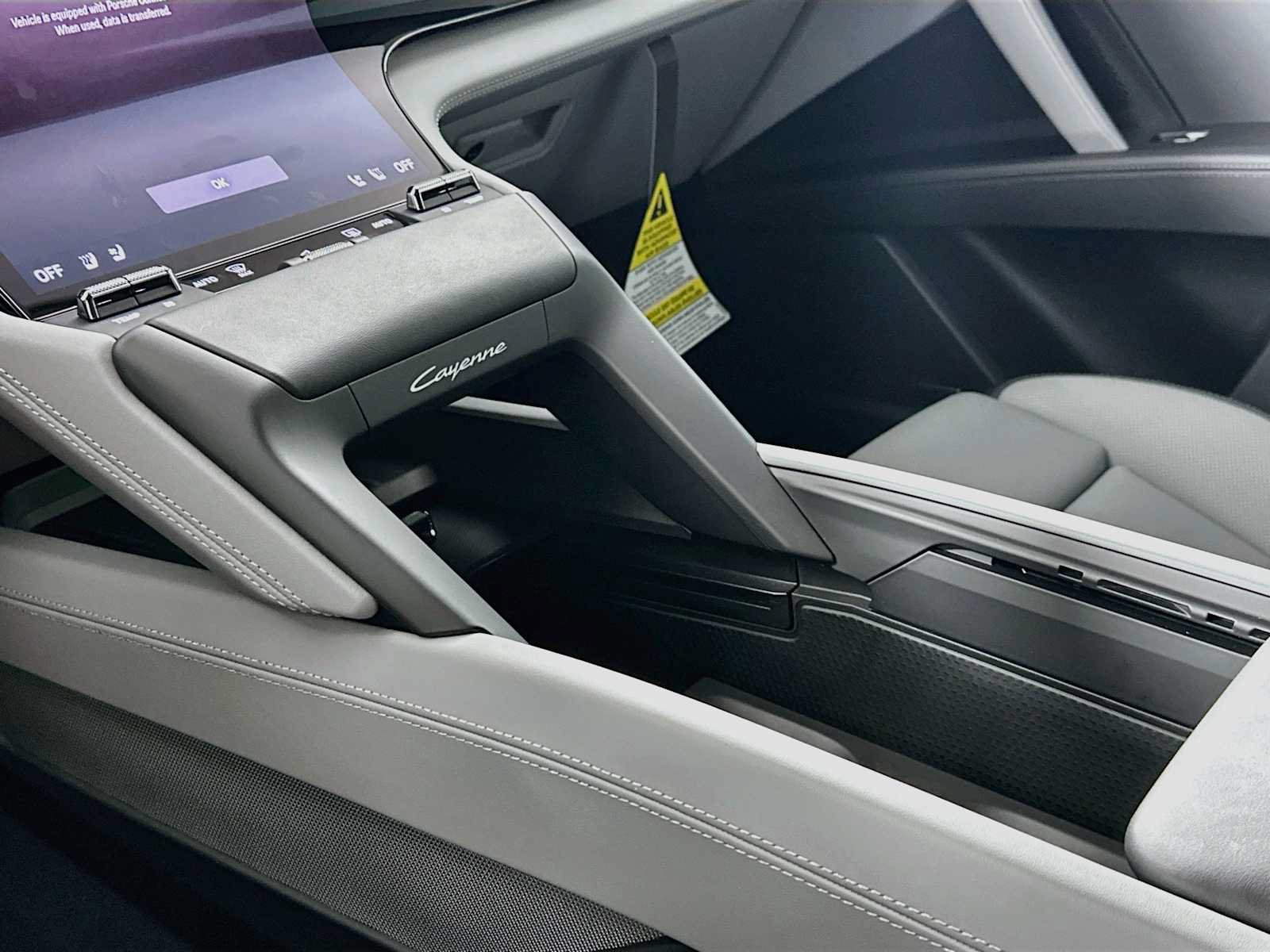 New 2026 Porsche Cayenne Electric AWD/4WD image 19
