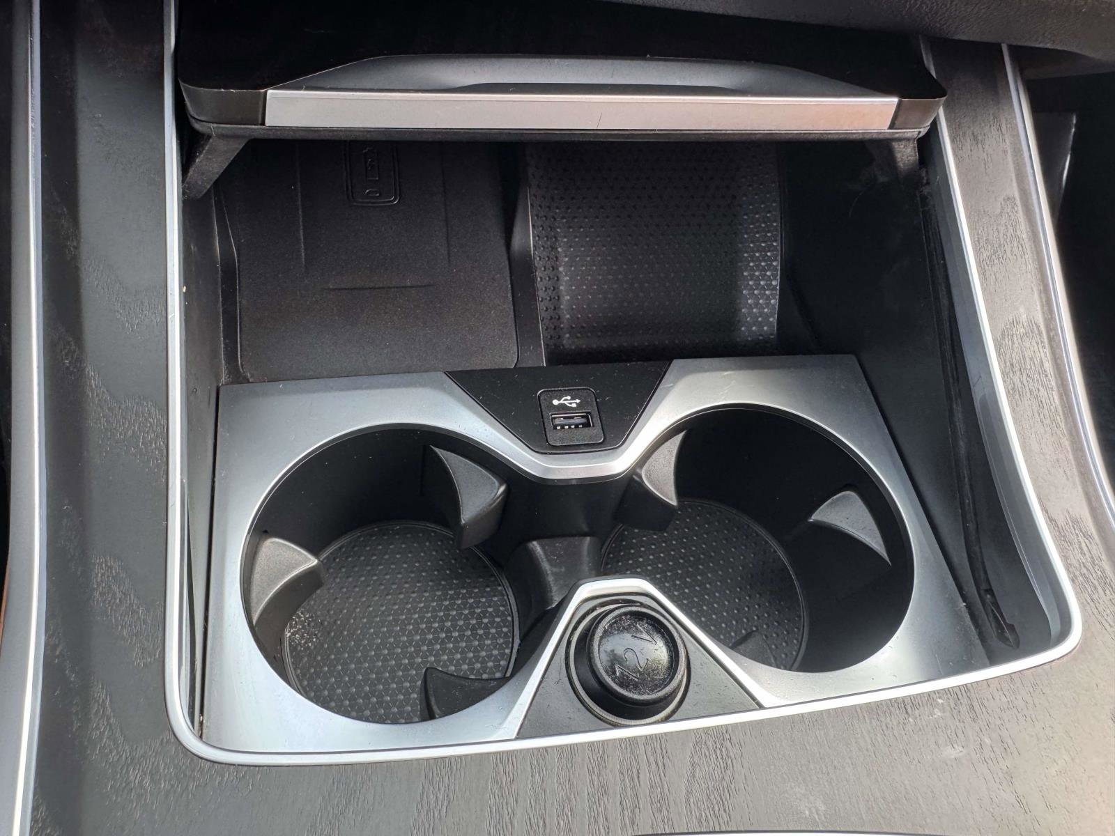 Used 2022 BMW X7 xDrive40i w/ Cold Weather Package image 28