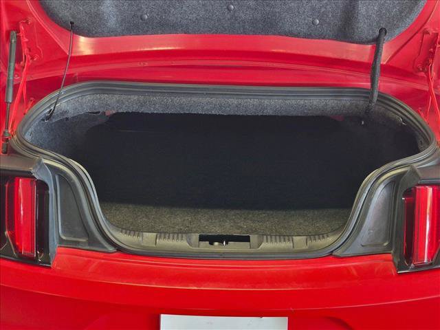 Used 2016 Ford Mustang Premium RWD image 6