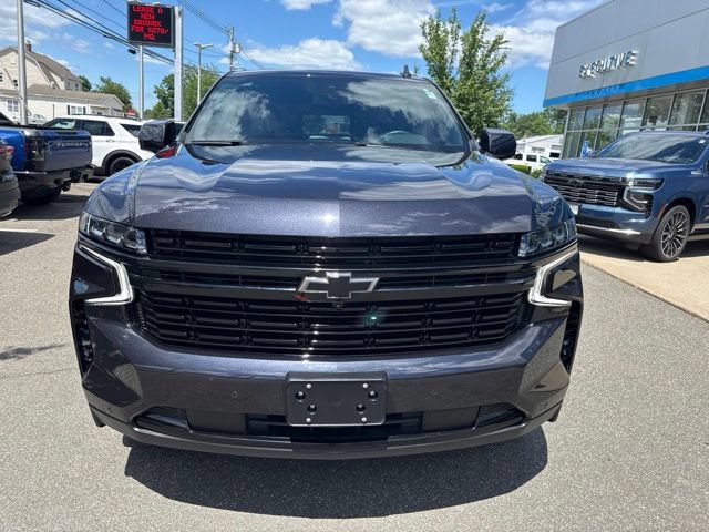 Used 2024 Chevrolet Tahoe RST w/ Luxury Package AWD/4WD image 3
