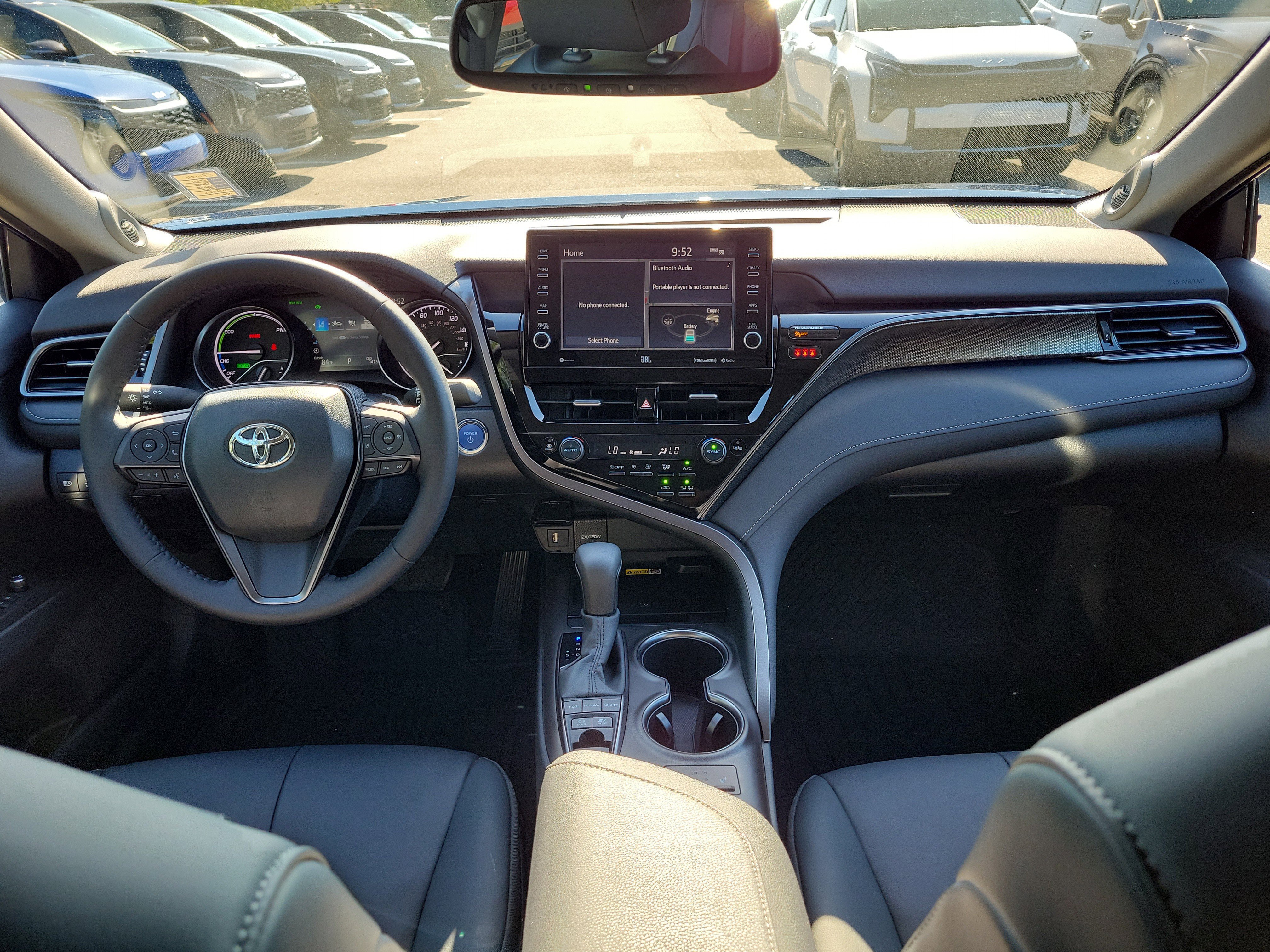Used 2024 Toyota Camry XSE w/ Navigation Package FWD image 16