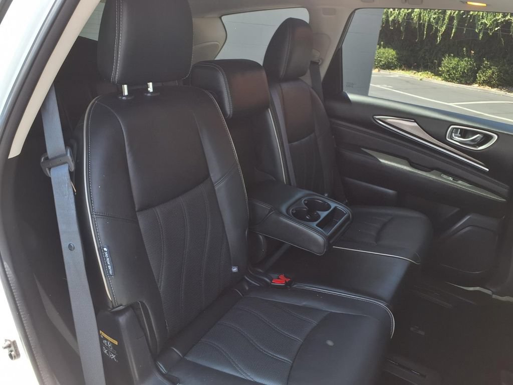 Used 2019 INFINITI QX60 Luxe w/ Essential Package AWD/4WD image 34