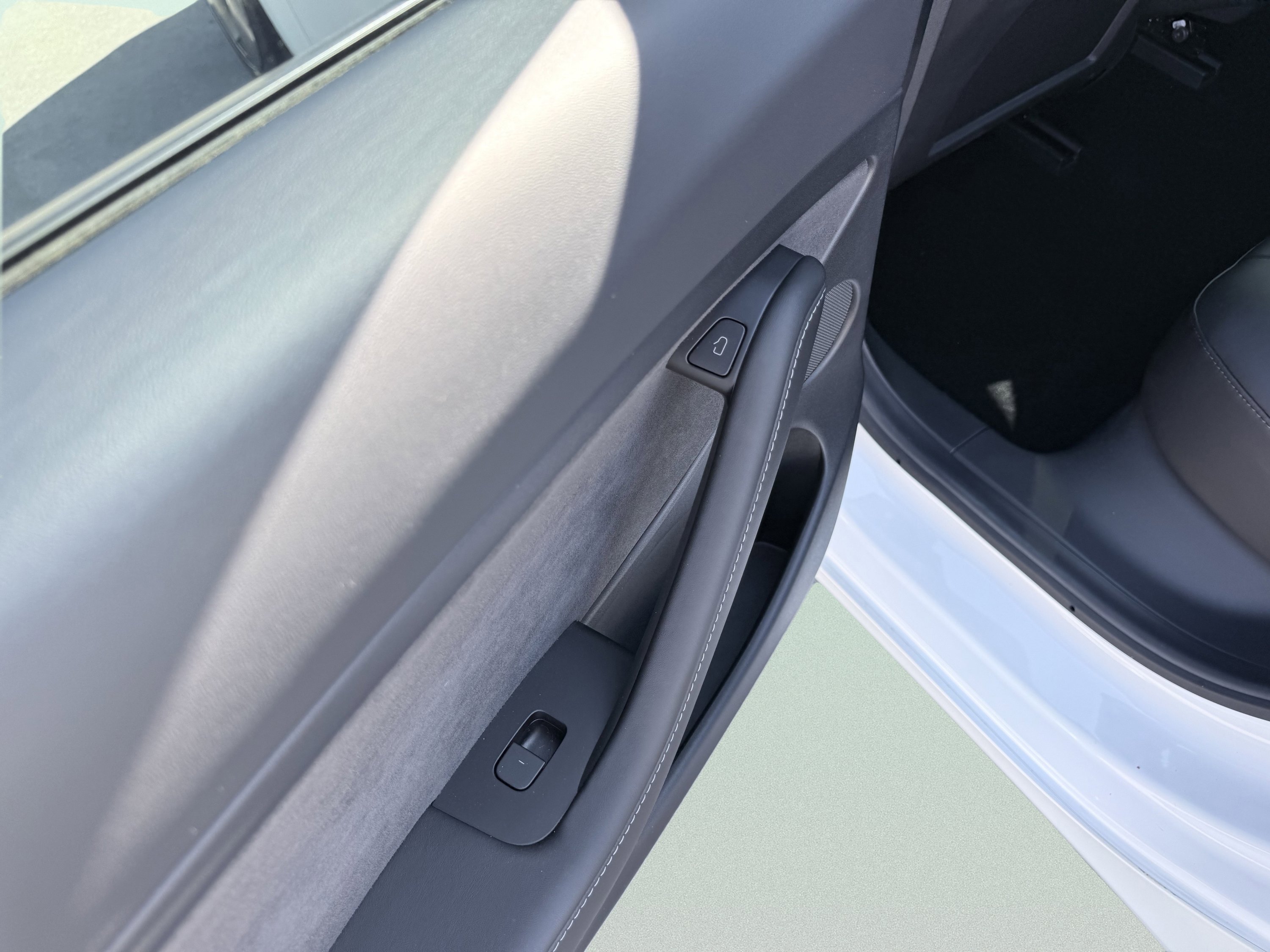 Used 2021 Tesla Model 3 Long Range image 32