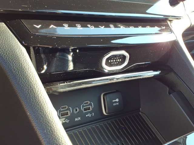 New 2026 Jeep Grand Cherokee L Limited AWD/4WD image 8