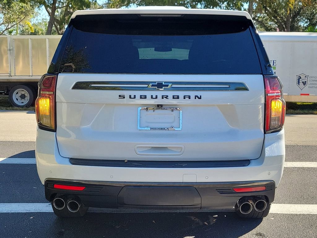 Certified 2022 Chevrolet Suburban RST w/ Sport Performance Package image 4