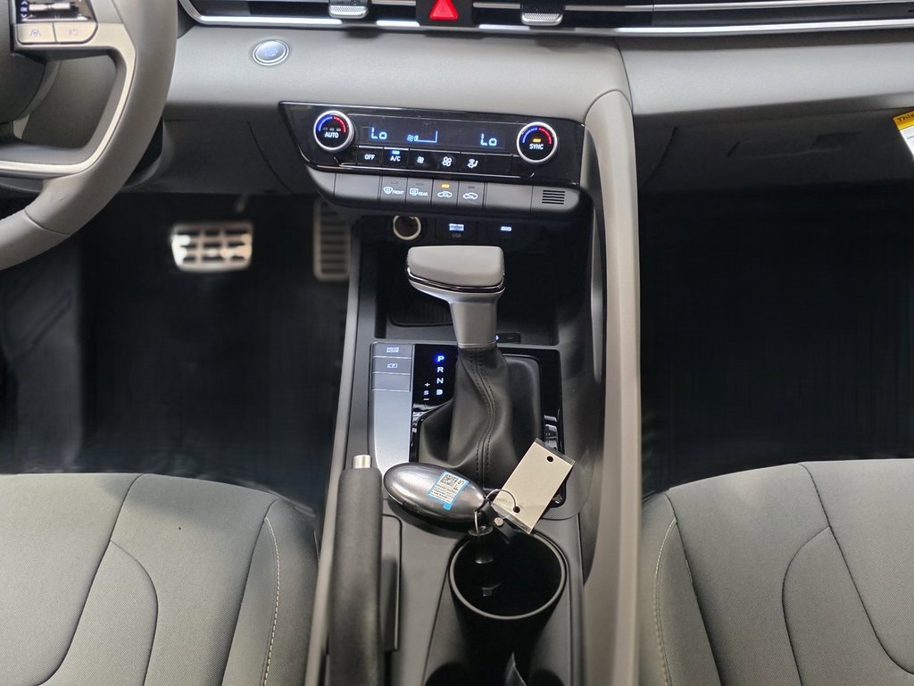 New 2026 Hyundai Elantra Sport image 22