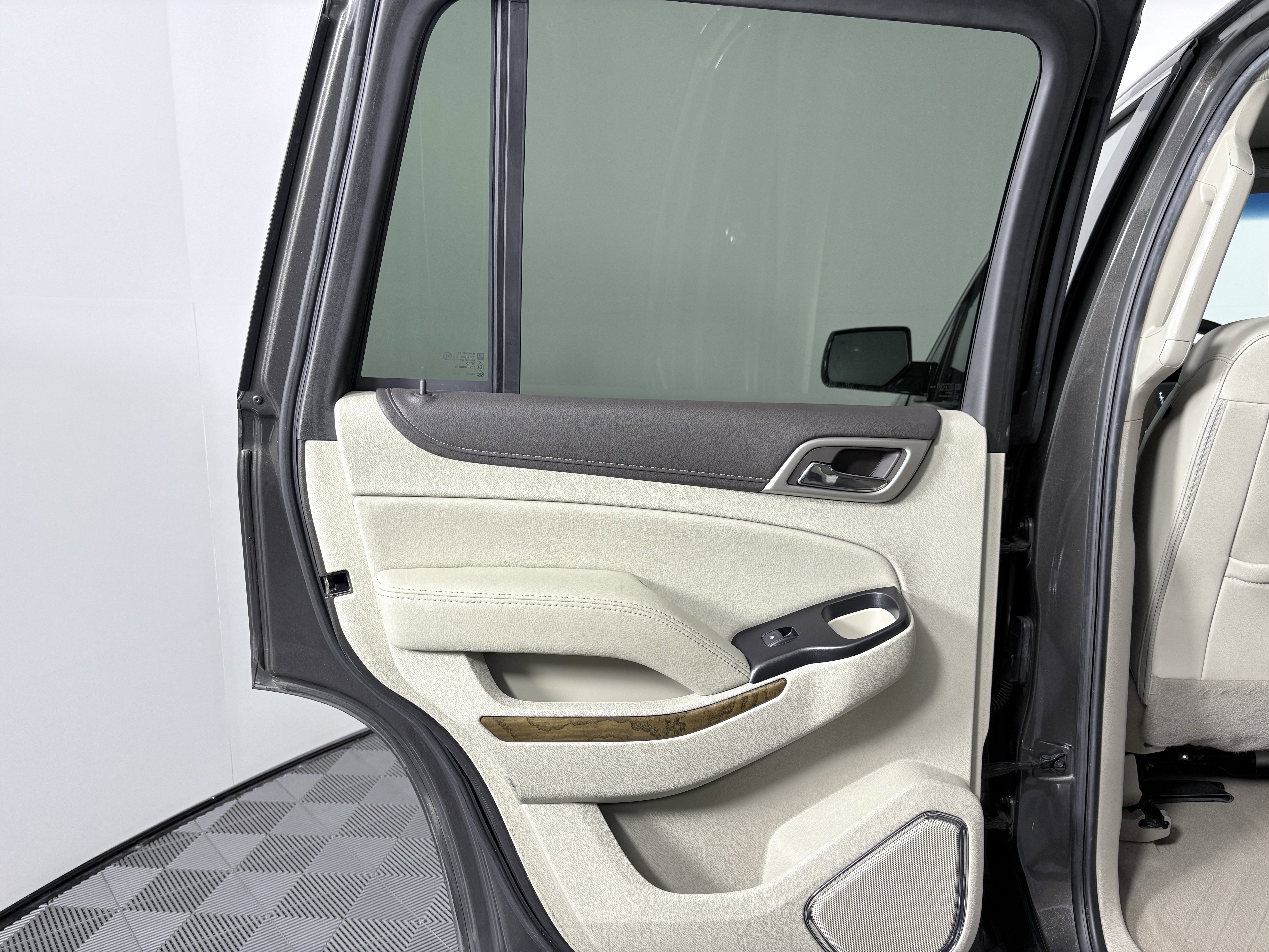 Used 2019 GMC Yukon Denali image 27