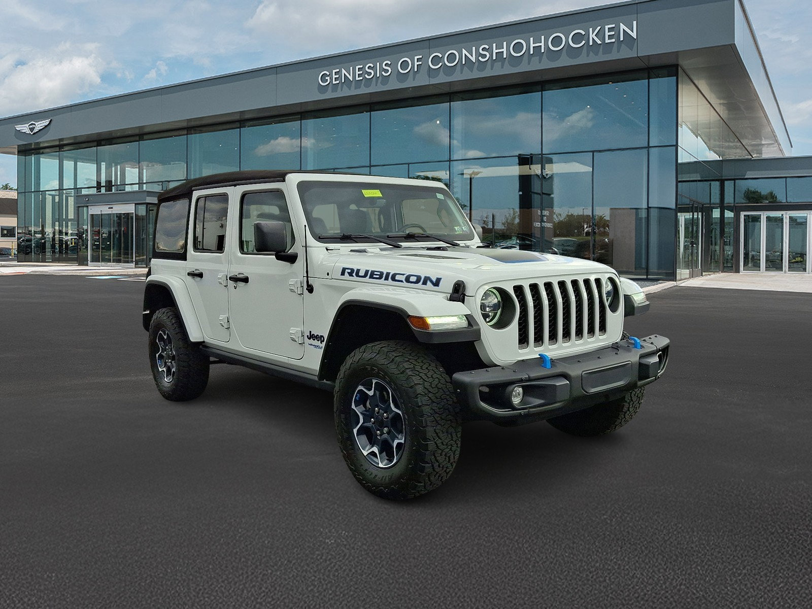 Used 2022 Jeep Wrangler Unlimited Rubicon 4xe w/ Steel Bumper Group image 2