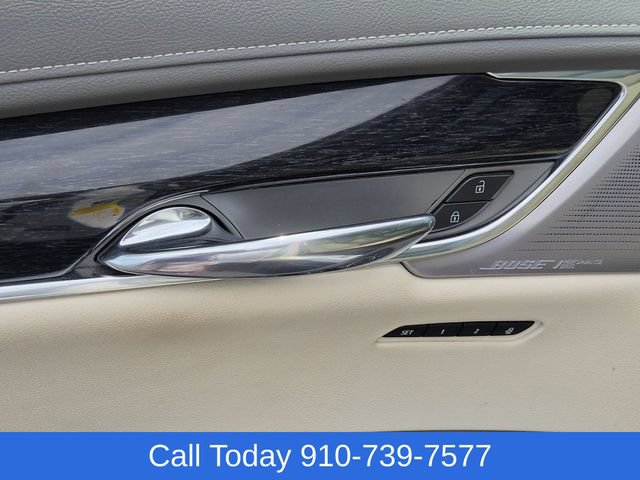 Used 2020 Cadillac XT6 Premium Luxury AWD/4WD image 13