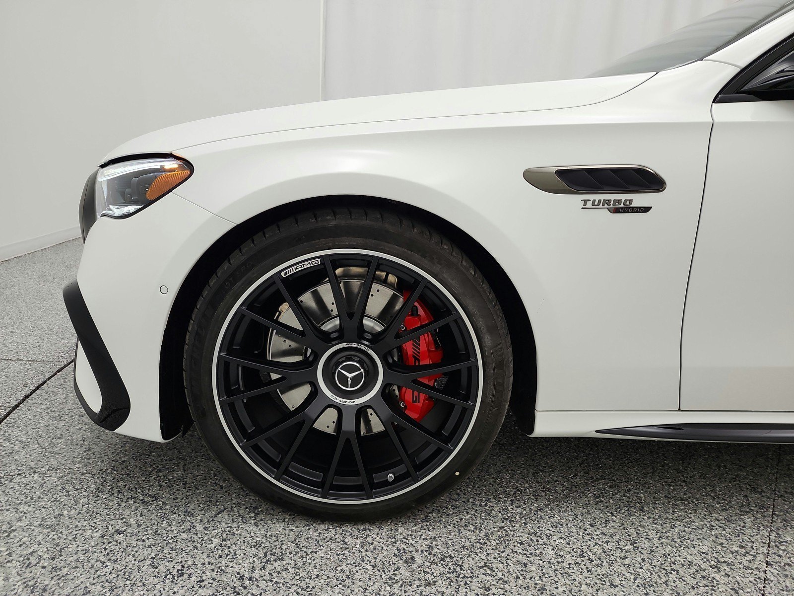 New 2027 Mercedes-Benz E 53 AMG e 4MATIC Sedan image 13