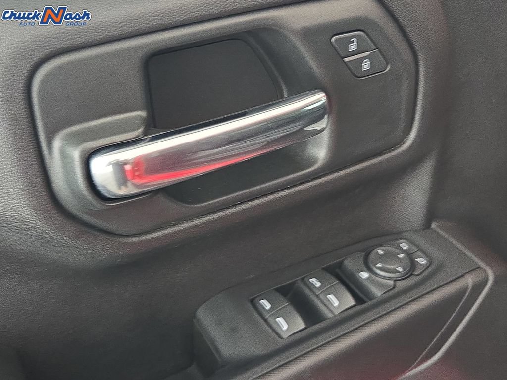 Used 2024 Chevrolet Silverado 1500 Custom w/ Turbomax Blackout Package RWD image 28