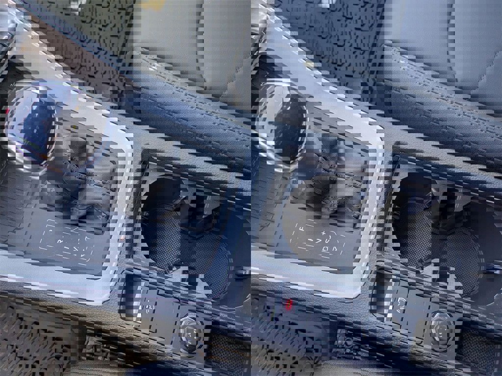 New 2025 Audi Q3 2.0T Premium image 28