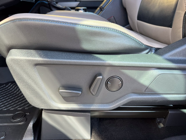 Used 2023 Ford Bronco Wildtrak AWD/4WD image 22