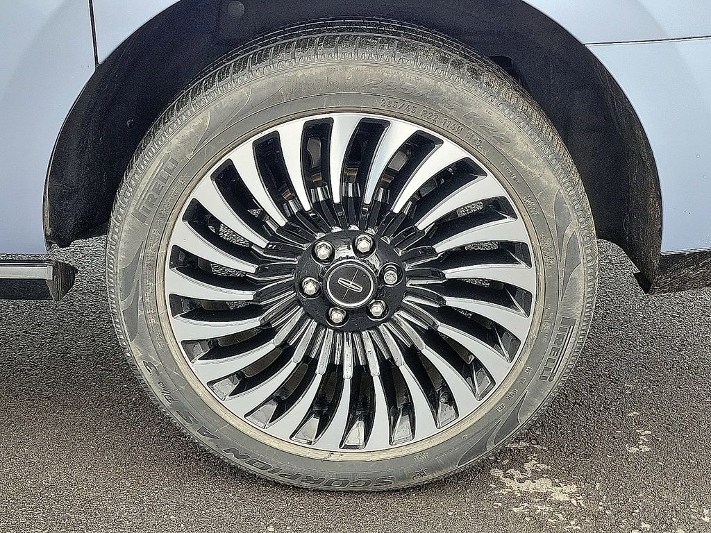Used 2019 Lincoln Navigator L Black Label AWD/4WD image 10