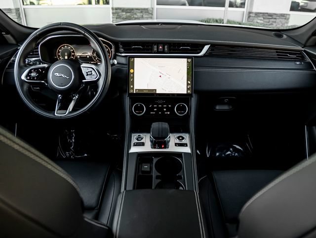 Certified 2025 Jaguar F-PACE R-Dynamic S AWD/4WD image 19