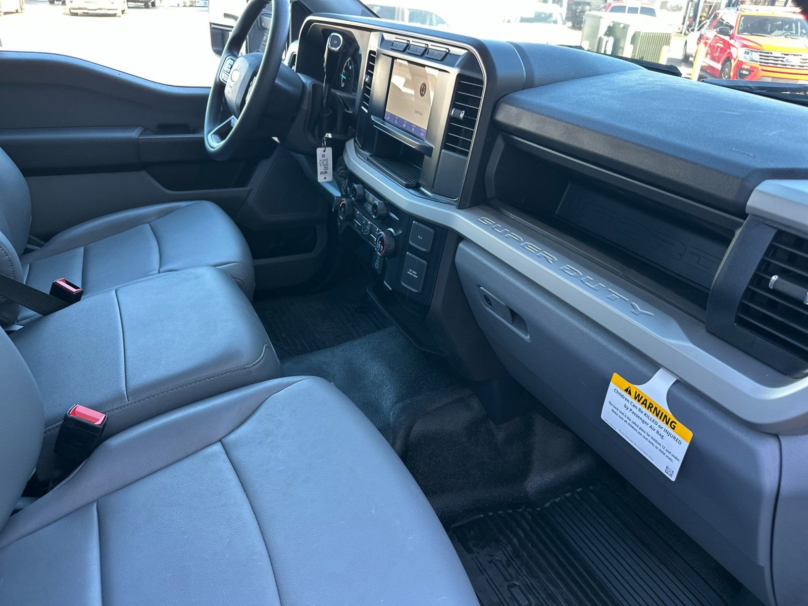 Used 2024 Ford F450 XL w/ XL Chrome Package image 16