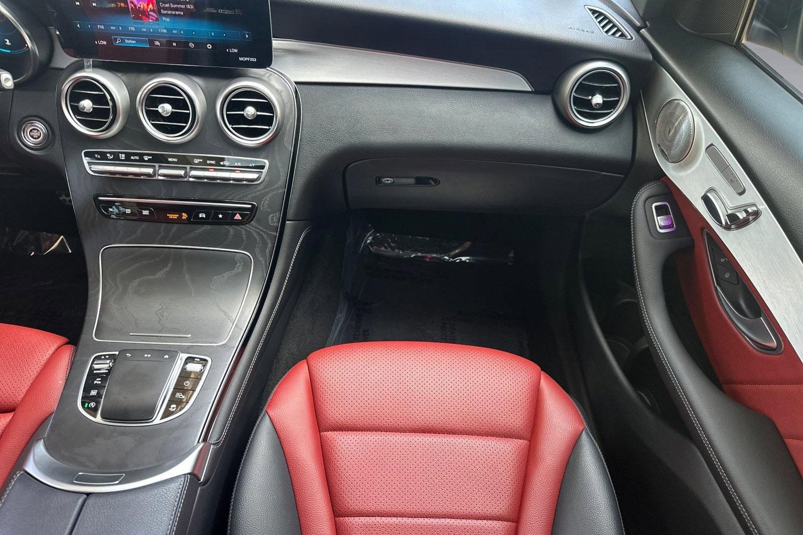 Used 2021 Mercedes-Benz GLC 300 4MATIC Coupe image 29
