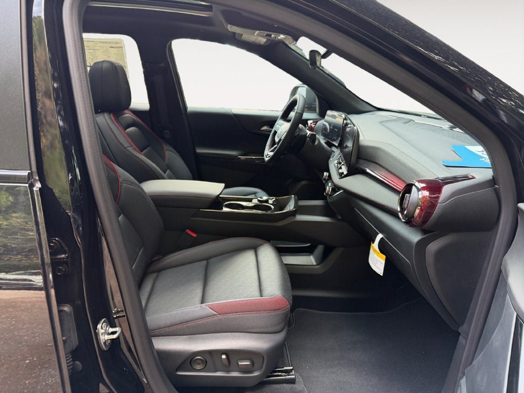 New 2026 Chevrolet Equinox RS w/ Convenience Package III AWD/4WD image 24