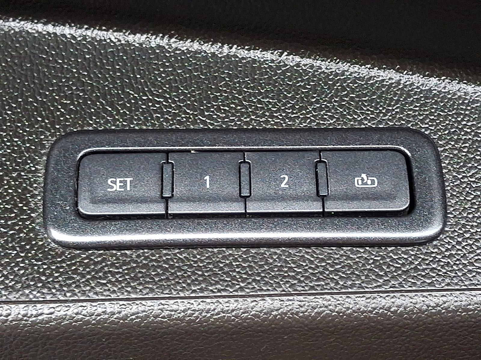Used 2019 GMC Yukon XL SLT AWD/4WD image 28