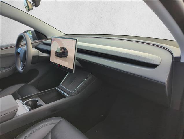 Used 2026 Tesla Model Y 2WD image 23