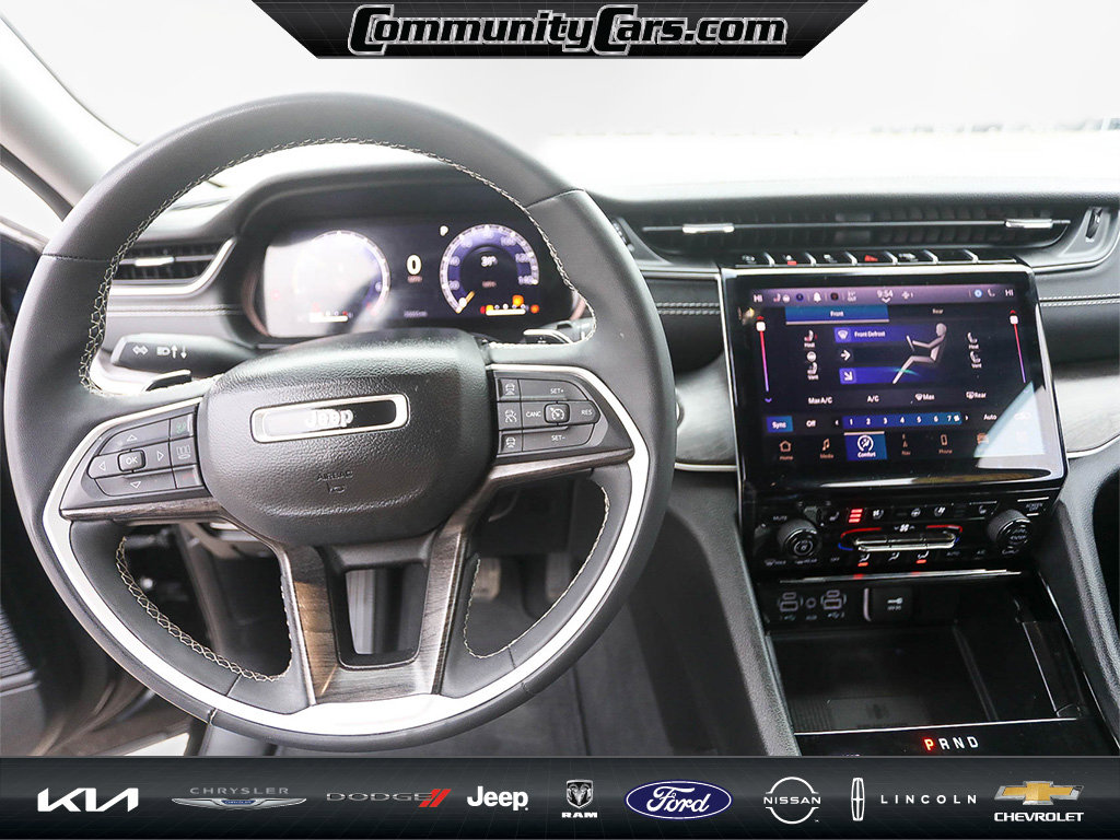 Used 2023 Jeep Grand Cherokee L Limited w/ Luxury Tech Group II image 14