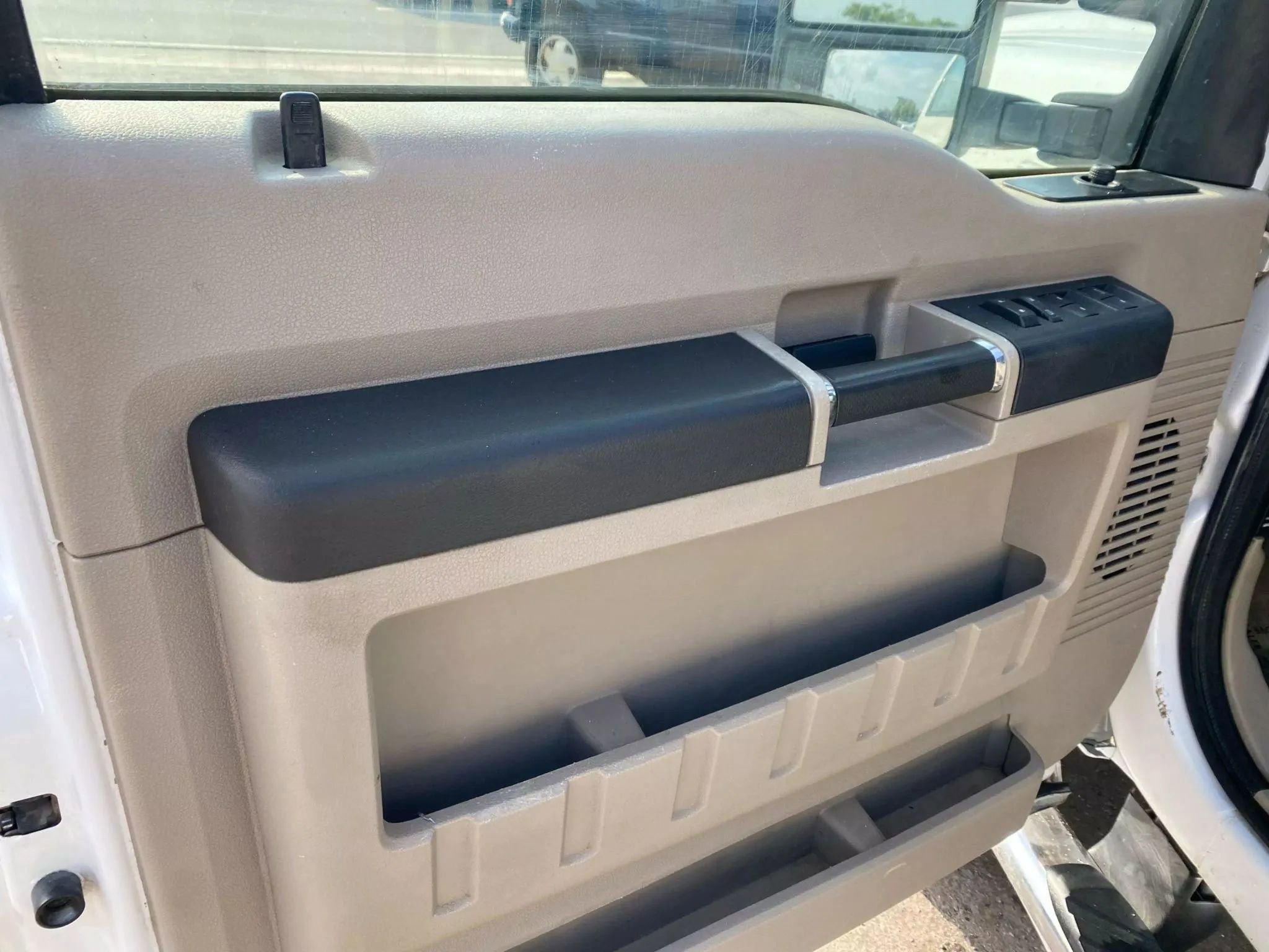Used 2008 Ford F250 Lariat AWD/4WD image 11