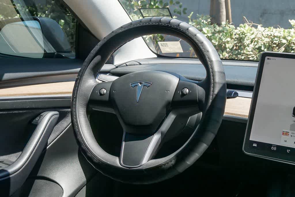 Used 2023 Tesla Model 3 Standard Range RWD image 14