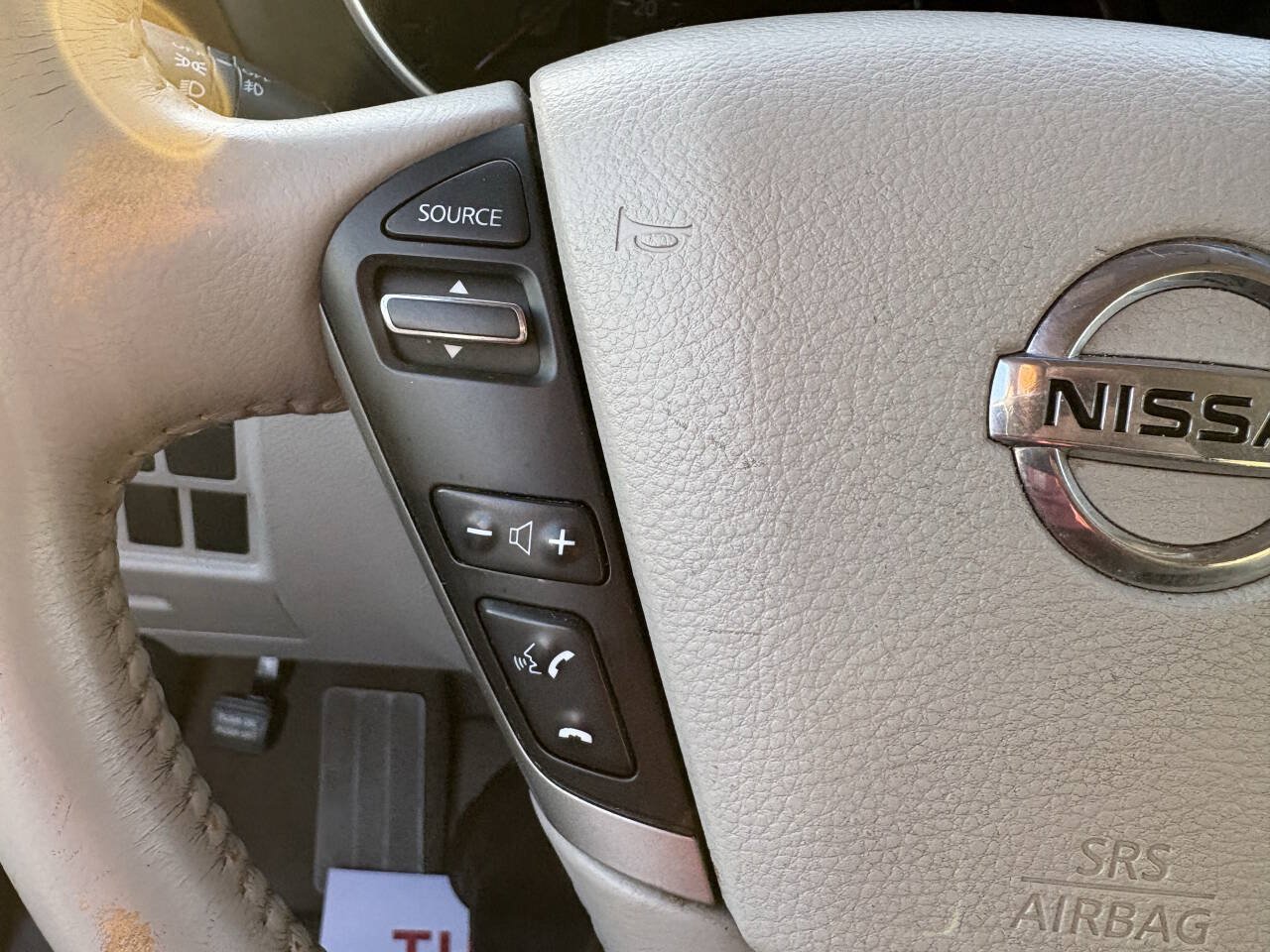 Used 2011 Nissan Quest SV FWD image 33