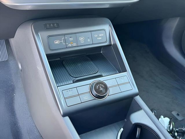 New 2026 Hyundai Kona SEL Premium image 17