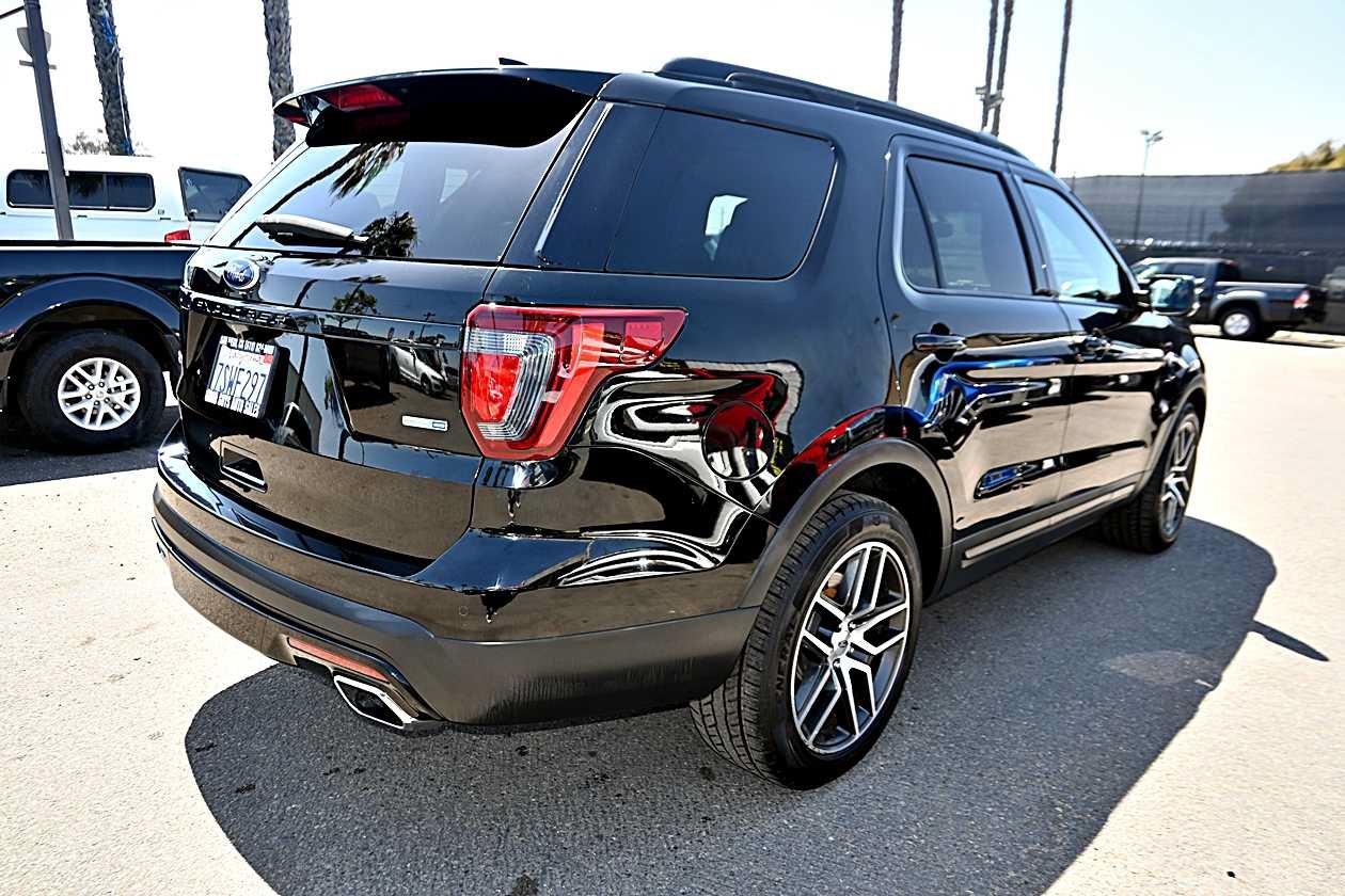 Used 2016 Ford Explorer Sport AWD/4WD image 7