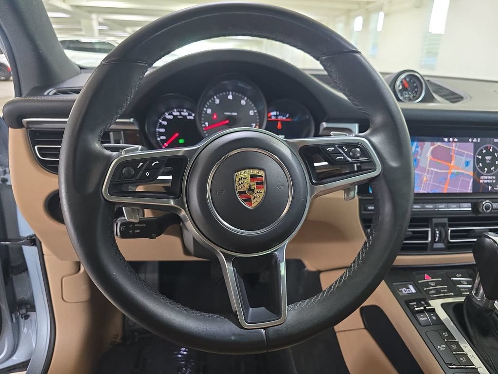 Certified 2021 Porsche Macan S AWD/4WD image 4
