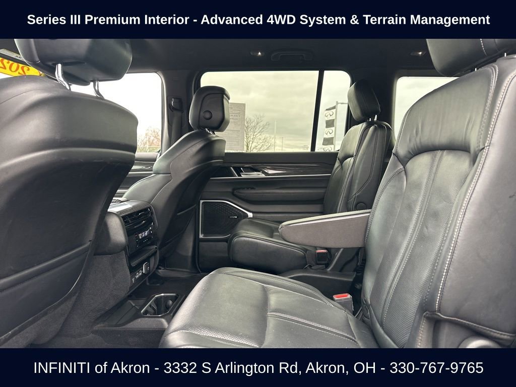 Used 2022 Jeep Wagoneer Series III w/ Flexible Seating Group image 41