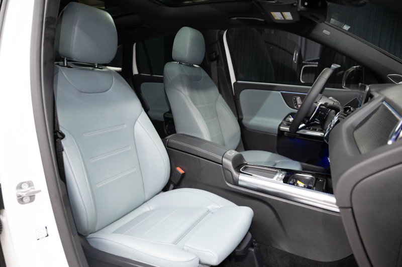 New 2026 Mercedes-Benz GLA 35 AMG 4MATIC image 13