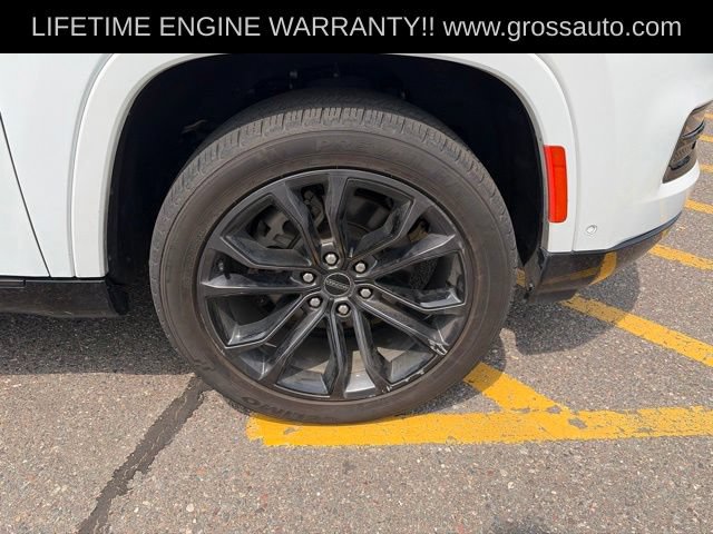 Used 2024 Jeep Grand Wagoneer Series II AWD/4WD image 9