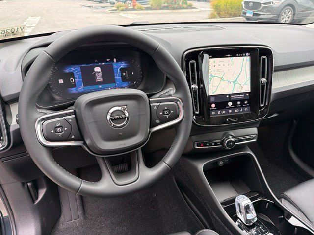 New 2026 Volvo XC40 B5 Ultra w/ Protection Package Premier AWD/4WD image 15