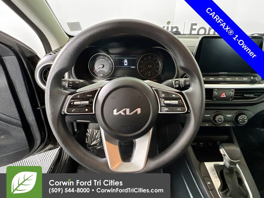 Used 2024 Kia Forte LXS w/ LXS Technology Package image 8