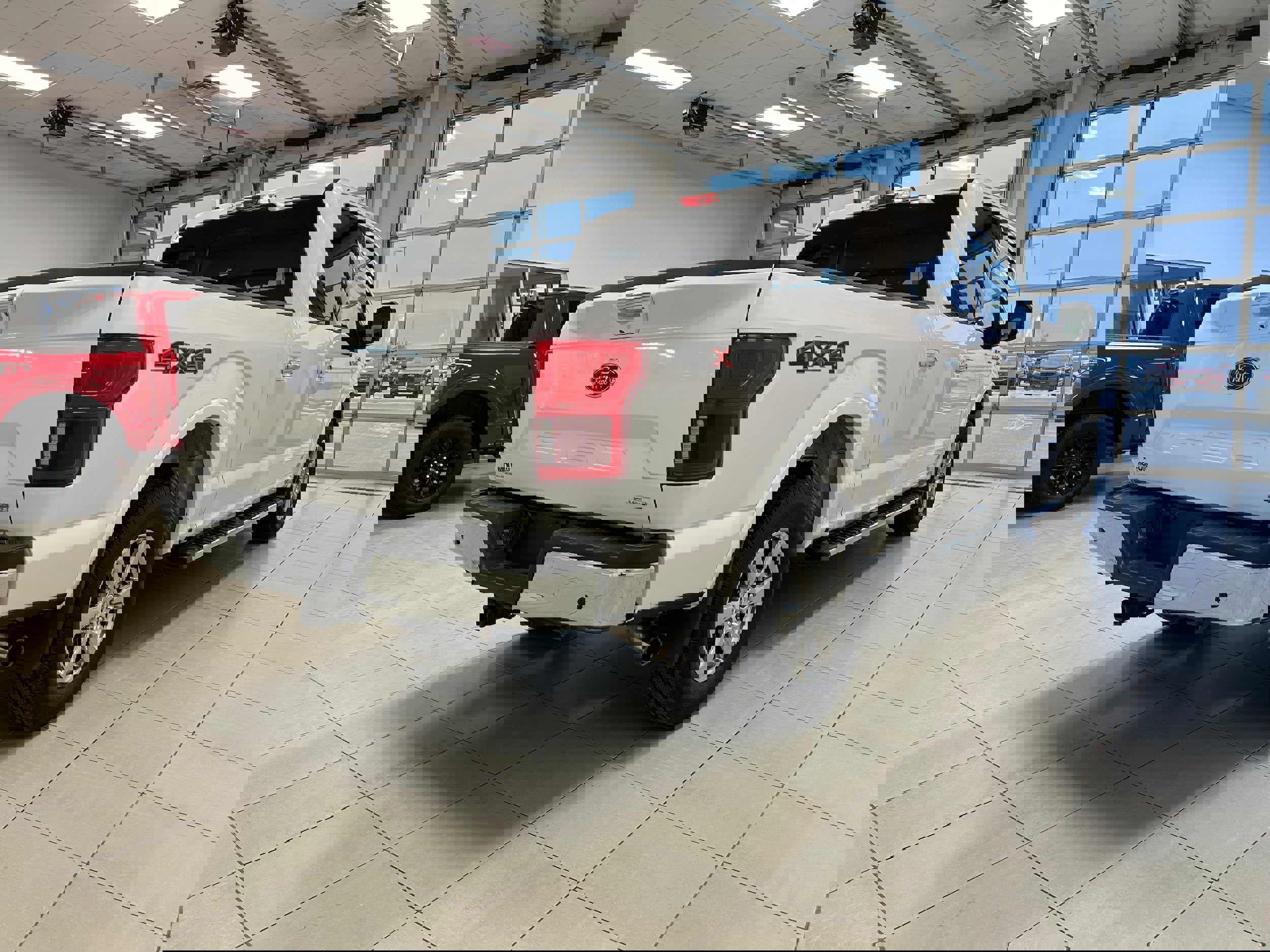 Used 2018 Ford F150 Lariat image 5