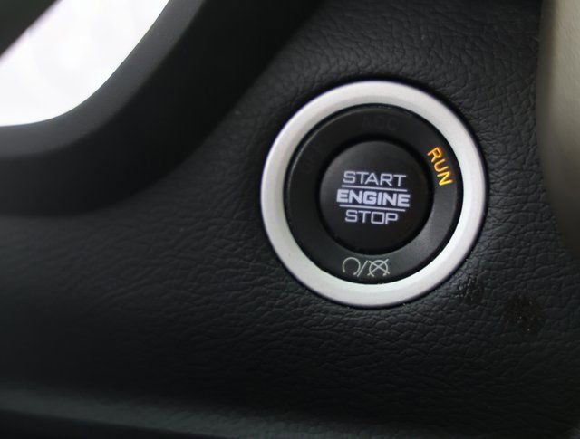 Used 2020 RAM 2500 Laramie image 24