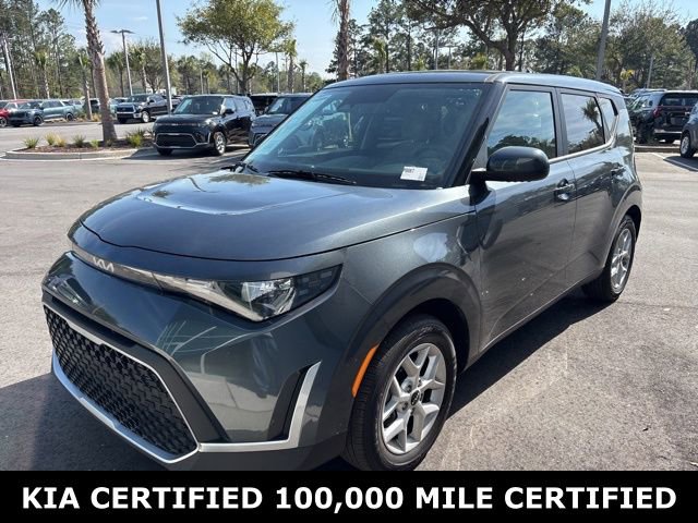 Certified 2025 Kia Soul LX image 1