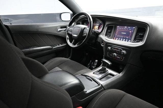 Used 2022 Dodge Charger R/T w/ Blacktop Package RWD image 19