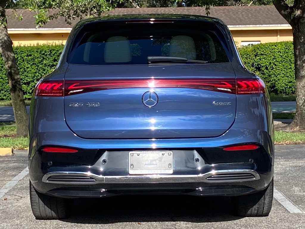 Used 2023 Mercedes-Benz EQS 450+ 4MATIC SUV w/ AMG Line Exterior Package image 8