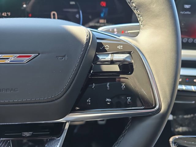 Used 2026 Cadillac Lyriq V image 21