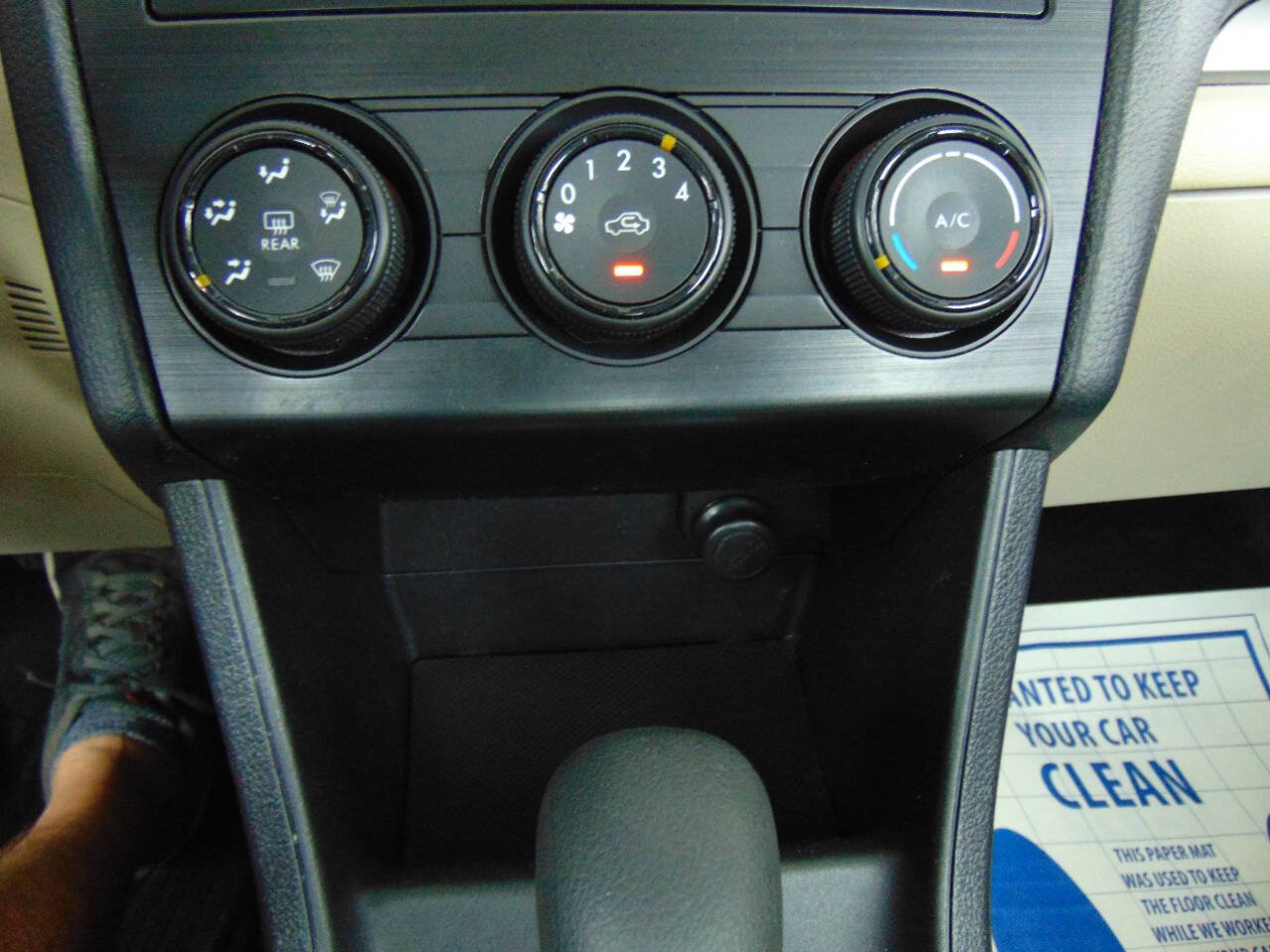 Used 2014 Subaru Impreza 2.0i AWD/4WD image 15