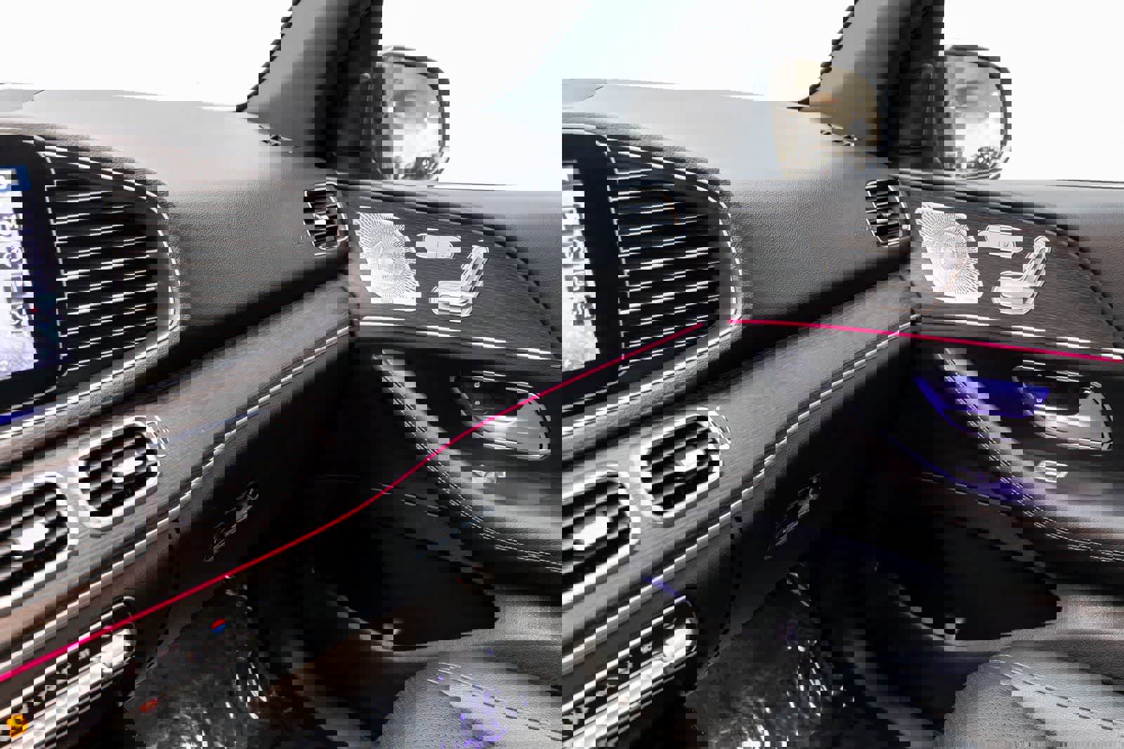 Used 2022 Mercedes-Benz GLE 350 4MATIC w/ Premium Package image 33