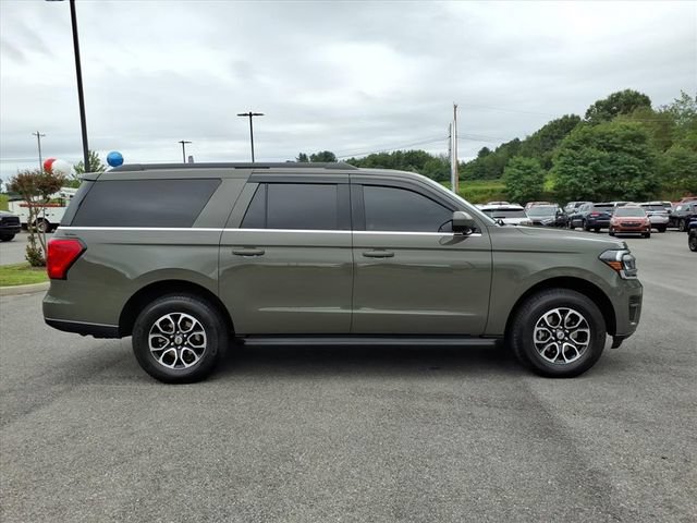 Used 2024 Ford Expedition Max XLT AWD/4WD image 5